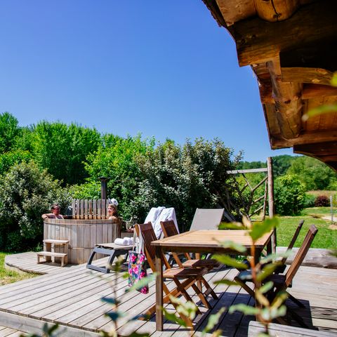 Hébergement 2 personnes - Cabane de Trappeur avec spa