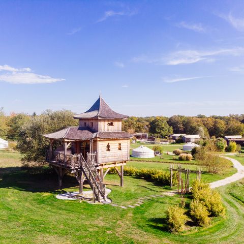 Hébergement 2 personnes - Cabane - Temple perché avec spa