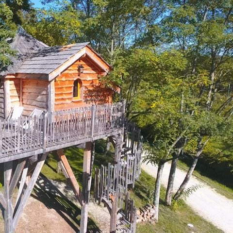 Hébergement 2 personnes - Château dans les arbres