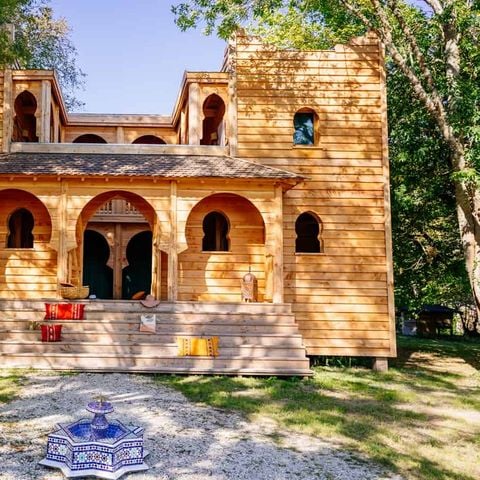 HÉBERGEMENT INSOLITE 2 personnes - Riad avec spa