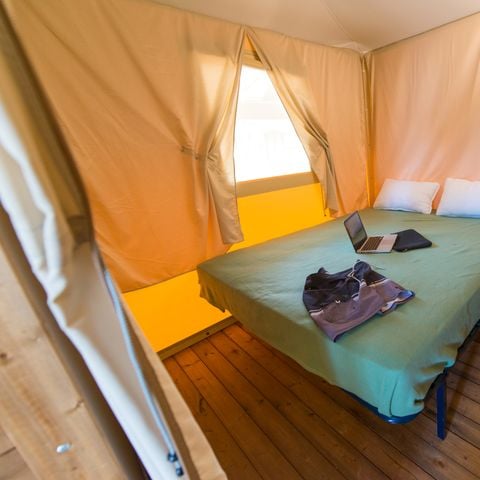 Tent 4 persons - Lodge 2/4 pers