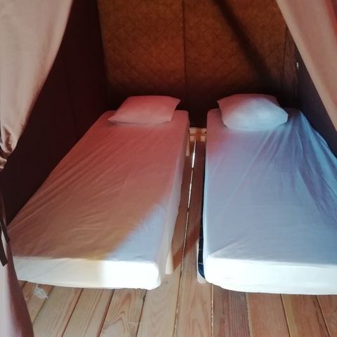 CANVAS AND WOOD TENT 4 people - FRIDAY TENT