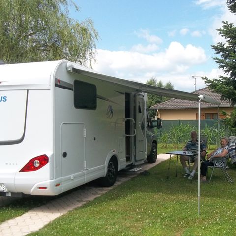 STAANPLAATS - Kampeerplaats