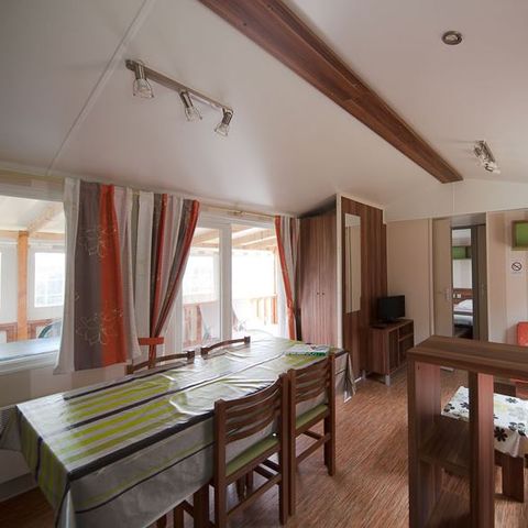 Mobilheim 6 Personen - 2 BÄDER ÜBERDACHTE TERRASSE