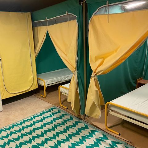 CANVAS BUNGALOW 4 people - Canvas tent - 2 bedrooms - no sanitary facilities
