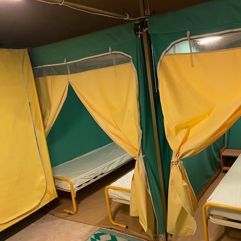 CANVAS BUNGALOW 4 people - Canvas tent - 2 bedrooms - no sanitary facilities