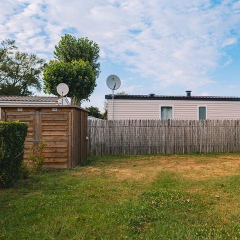 PLOT - 85-100m² pitch with VIP pack