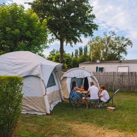 STAANPLAATS - Standplaats 85-100m² met VIP-pakket