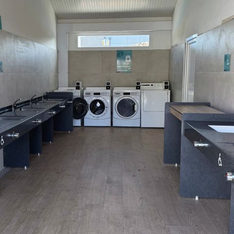 Stellplatz - Stellplatz 85-100m² mit VIP-Paket