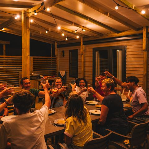 Stacaravan 10 personen - TRIBU 5 kamers 65m² woonoppervlakte