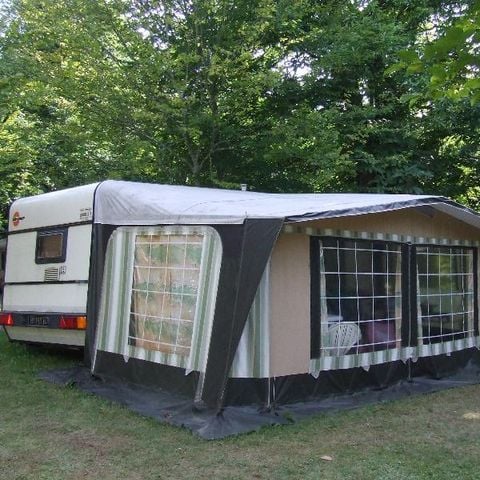 Stellplatz - Nackter Stellplatz