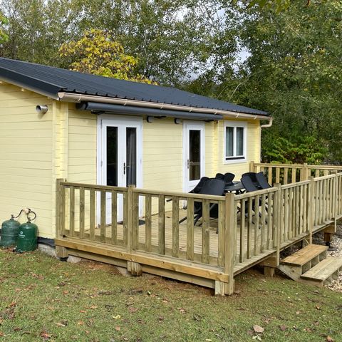 Chalet 7 persons - 3-bedroom chalet sleeps 7: 1 bed 160x200; 1 bed 140x190 and 3 beds 90x190