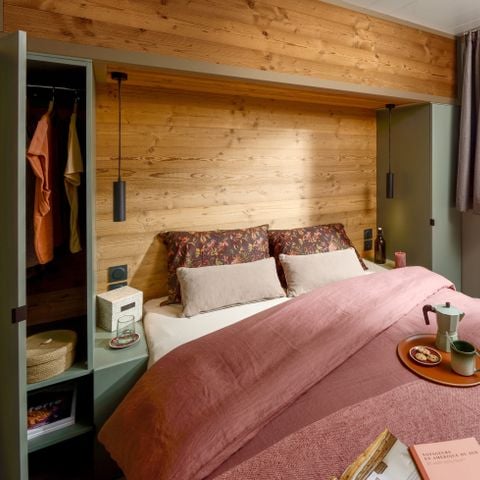 Chalet 5 personen - Cimarolu met jacuzzi en uitzicht op zee - Exclusief assortiment - Zaterdag/zaterdag