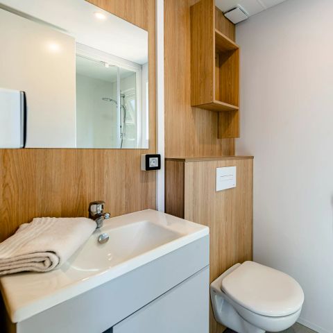 Stacaravan 6 personen - Vissershut 4 kamers 6 personen Airconditioning + TV