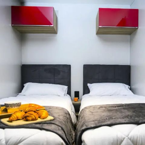Mobilhome 4 personnes - Cottage Pagode 3 Pièces 4 Personnes Climatisé + TV
