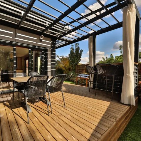 MOBILE HOME 4 people - Premium Pagoda Cottage – 3 Rooms, Sleeps 4, Jacuzzi, Air-conditioned, TV