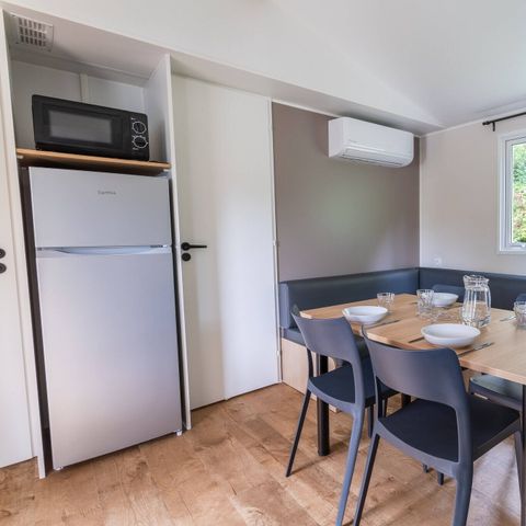 Stacaravan 8 personen - Mobile-home | Premium | 3 slaapkamers | 6/8 Pers | Verhoogd terras | Airconditioning | TV