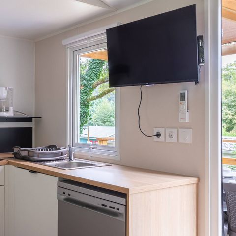 Stacaravan 8 personen - Mobile-home | Premium | 3 slaapkamers | 6/8 Pers | Verhoogd terras | Airconditioning | TV