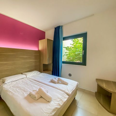 APARTEMENTO 6 personas - PREMIUM (planta baja con pequeña terraza)