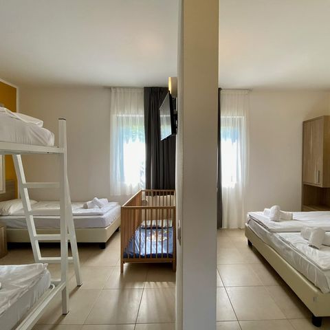 APARTMENT 6 people - FAMILY (ground floor with small terrace)