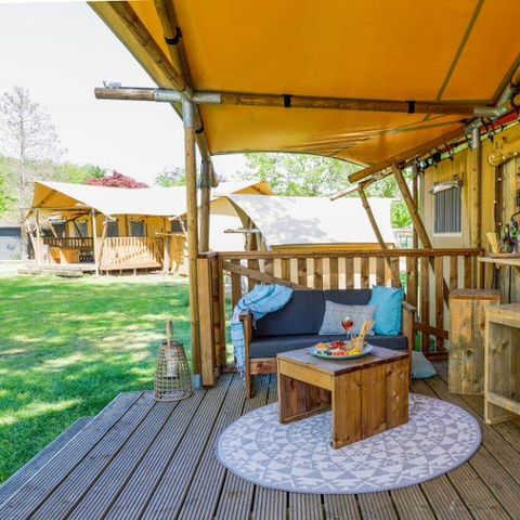 Canvas and wooden tent 5 persons - SAFARI LODGE - 40m²- 2 bedrooms
