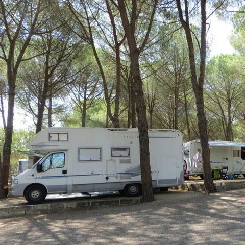 PARCELA - Para caravanas y autocaravanas