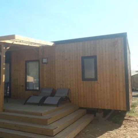 Mobile home 4 persons - Mobile-home Premium 29m² 2 bedrooms + terrace 21m² + TV + LV + Clim + plancha 4 pers Mobile-home Premium 29m² 2 bedrooms + terrace 21m² + TV + LV + Clim + plancha 4 pers