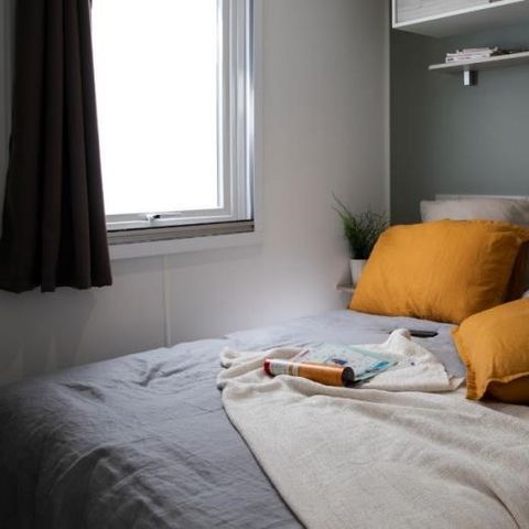 BUNGALOW 4 personnes - Homeflower Premium 29 m² 2 chambres + terrasse 17m² + TV + LV + Clim + plancha 4 pers