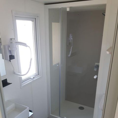 Mobile home 4 persons - Homeflower Premium 29 m² 2 bedrooms + terrace 17m² + TV + LV + Clim + plancha 4 pers