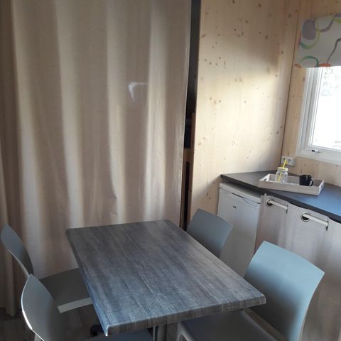 Canvas and wooden tent 5 persons - Cahute des randonneurs 18m² - 2 bedrooms - no bathroom 5 pers