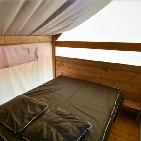 TENDA IN TELA E LEGNO 4 persone - Lodge 2 trèfles 2 camere da letto, 1 bagno con doccia