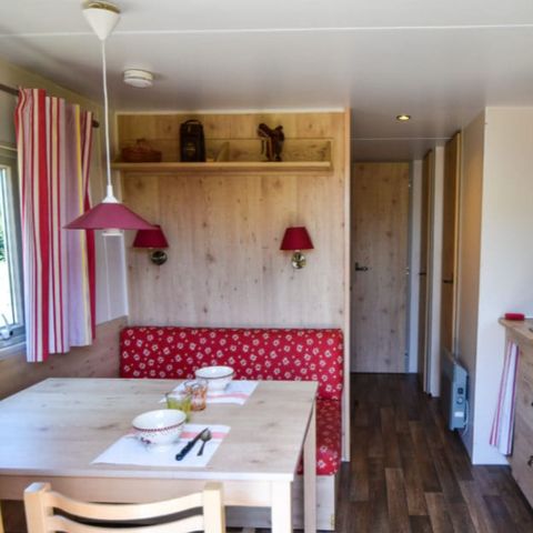 HÉBERGEMENT INSOLITE 4 personnes - Roulotte 2 trèfles 2 chambres