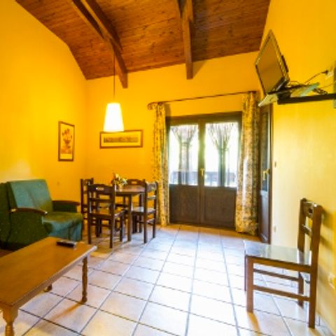 APPARTAMENTO 4 persone - Tena