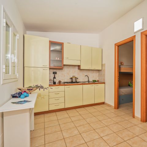 APPARTEMENT 5 personen - inclusief strandservice + parkeren