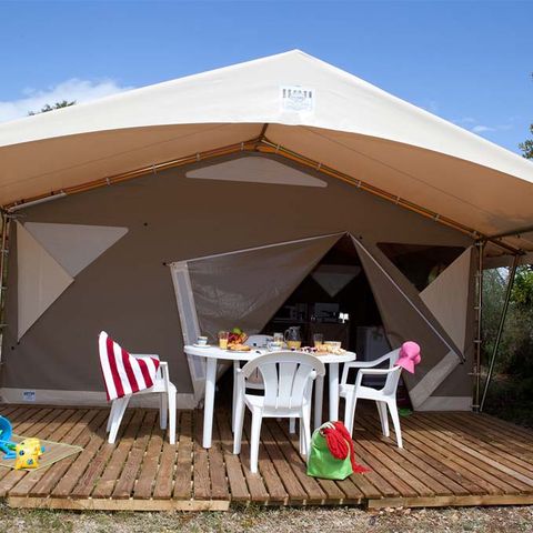 Bungalow de lona 4 personas - Sin instalaciones sanitarias