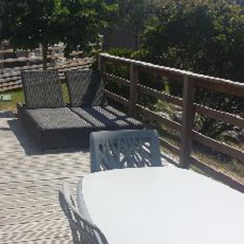 BUNGALOW 8 personnes - Premium