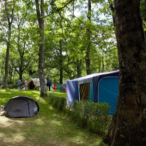 Kampeerplaats - Locatie Larri