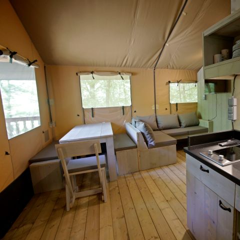 Canvas and wooden tent 5 persons - Glamping Haritza