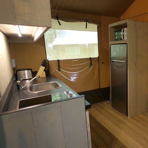 Canvas and wooden tent 5 persons - Glamping Haritza