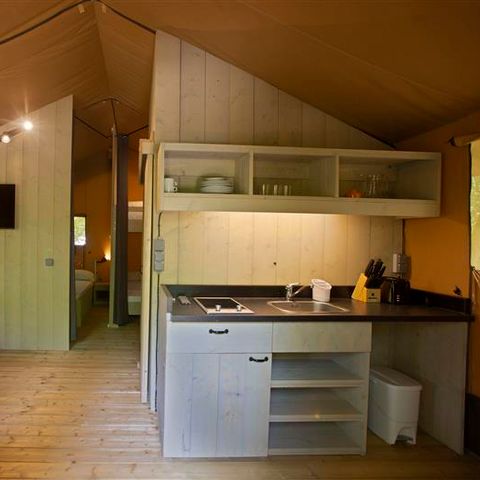 Canvas and wooden tent 5 persons - Glamping Haritza