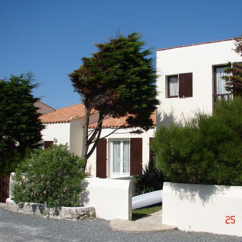 HOUSE 5 people - 65m² (1 bedroom + mezzanine)