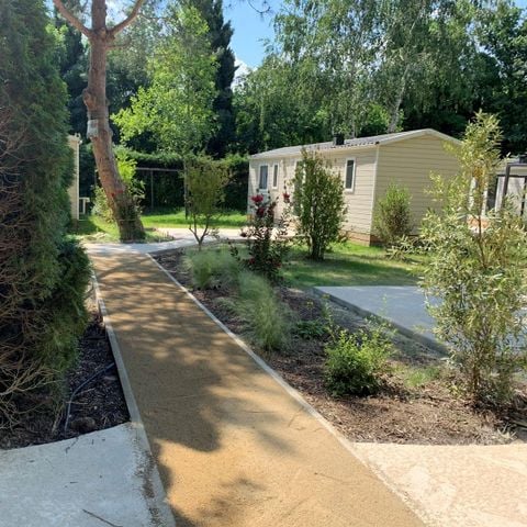 Stacaravan 4 personen - 2 slaapkamers - TV - CLIM - PLANCHA