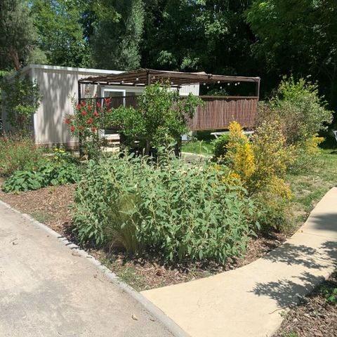 BUNGALOW 6 personnes - Premium - 3 chambres - TV - CLIM - PLANCHA