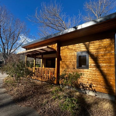 CHALET 4 personnes - Premium 32m² - 2 chambres  (CLIM + TV + Plancha)