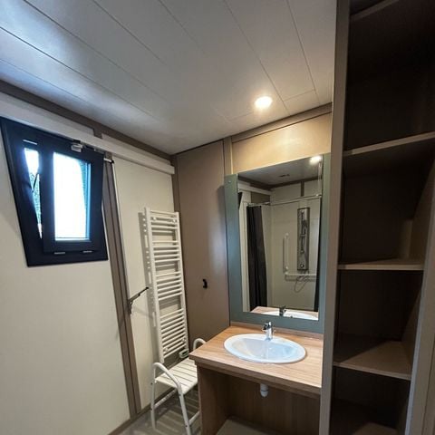 Chalet 4 personnes - Chalet PMR Premium 35m² - 2 chambres (CLIM + TV + Plancha) ***NOUVEAUTE 2025 !!!