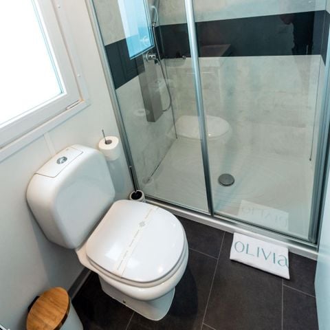 Villa 5 personen - Superior 2 kamers met terras en zeezicht