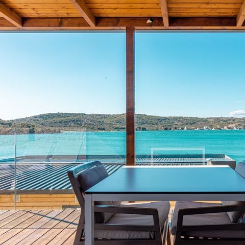Villa 2 personen - Luxuriöses Paar mit Terrasse und Meerblick (keine Küche)