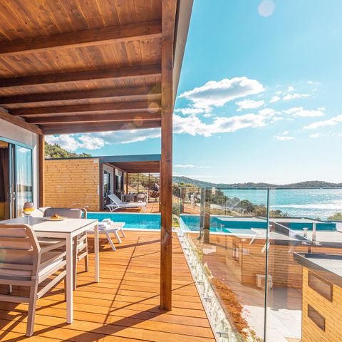 VILLA 2 persone - Coppia di lusso con terrazza e vista mare (senza cucina)