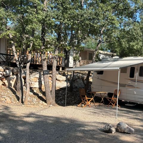 EMPLACEMENT - Emplacement tente, camping car ou caravane