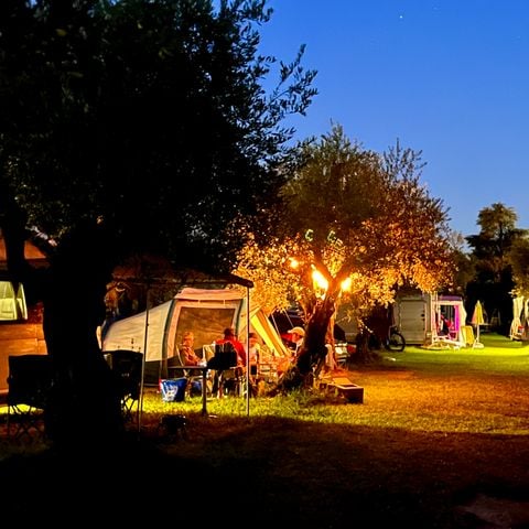 STAANPLAATS - Locatie